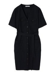 TATUUM Sukienka "Lezi" w kolorze granatowym rozmiar: M. Niebieskie sukienki damskie TATUUM, bez wzorów, z tkaniny, bez ramiączek. Za 203.93 zł.