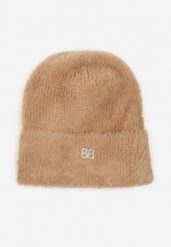 Beżowa Czapka Typu Beanie z Wełną i Wiskozą Ozdobiona Naszywką Borirra. Brązowe czapki damskie Born2be, z aplikacjami, z wełny. Za 44.99 zł.
