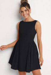 Czarna Bawełniana Sukienka Rozkloszowana Lavione. Czarne sukienki damskie Born2be, bez wzorów, z bawełny, eleganckie, bez ramiączek. Za 139.99 zł.