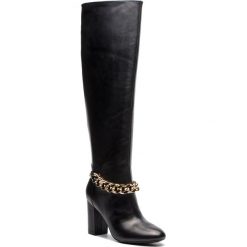 Muszkieterki GUESS - FLAEE4 LEA11 BLACK. Czarne kozaki damskie Guess, z materiału. W wyprzedaży za 859.00 zł.