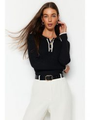 Trendyol Sweter w kolorze czarnym rozmiar: L. Czarne swetry klasyczne damskie Trendyol, l, prążkowane, bez kołnierzyka. Za 86.99 zł.