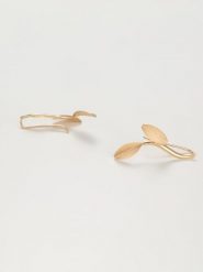 L instant d Or Złote kolczyki "Feuilles satinées" rozmiar: onesize. Żółte kolczyki damskie L instant d Or, złote. Za 524.62 zł.