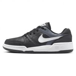 Buty do chodzenia damskie Nike Full Force Lo Bg. Czarne obuwie sportowe damskie Nike, z materiału, bez zapięcia, trekkingowe. Za 344.00 zł.