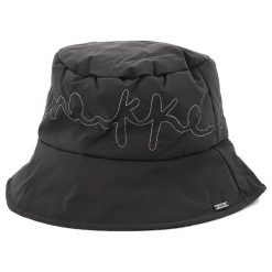 Czarny Modny Damski Kapelusz Anekke. Czarne kapelusze damskie Anekke, bez wzorów, z materiału, eleganckie. Za 139.00 zł.