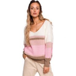Sweter w Paski z Dekoltem V - Model 4. Swetry klasyczne damskie MOE, l, z materiału, bez kołnierzyka. Za 218.90 zł.