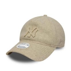 Czapka baseballowa 9Twenty damska New York Yankees Melton Luxe. Brązowe czapki damskie New Era, bez wzorów. Za 134.90 zł.