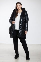 Czarna kurtka Rosy XXL OVERSIZE JESIEŃ ZIMA. Czarne kurtki damskie Moda Size Plus Iwanek, na jesień, s, bez wzorów, z materiału, bez kaptura. W wyprzedaży za 299.90 zł.