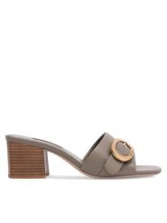 Gino Rossi Klapki VITA-V15595-15-1 Khaki. Brązowe klapki damskie Gino Rossi, bez wzorów, ze skóry, bez obcasa, bez zapięcia. Za 229.99 zł.