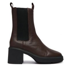 Botki Calvin Klein. Brązowe botki damskie Calvin Klein, bez obcasa, na słupku, bez zapięcia. Za 699.99 zł.