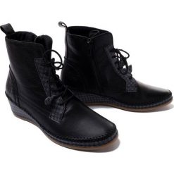 MANITU 962314-01 schwarz, trzewiki damskie. Czarne botki damskie Manitu, na zimę, ze skóry, bez obcasa, bez zapięcia. Za 349.90 zł.