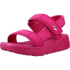 Sandały SKECHERS UNO LITE SANDAL SUNNY STAND Rose. Czerwone sandały damskie Skechers, bez wzorów, z materiału, bez obcasa, bez zapięcia. Za 290.00 zł.