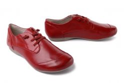 JOSEF SEIBEL 87201 971 396 Fiona 01 rubin, półbuty damskie. Czerwone półbuty damskie Josef Seibel, bez wzorów, ze skóry, bez obcasa, bez zapięcia. Za 305.92 zł.