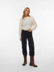 Vero Moda Sweter w kolorze kremowym rozmiar: M. Brązowe swetry klasyczne damskie Vero Moda, m, z materiału, bez kołnierzyka. Za 78.99 zł.
