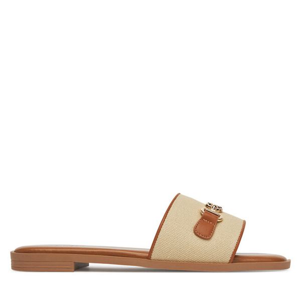 Klapki Nine West. Brązowe klapki damskie Nine West, bez wzorów, bez obcasa, bez zapięcia. Za 149.99 zł.