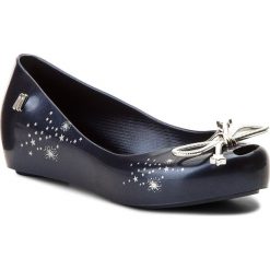 Baleriny MELISSA - Mel Ultragirl Elements Inf 32391 Blue 06591. Niebieskie baleriny dziewczęce Melissa, z tworzywa sztucznego. W wyprzedaży za 189.00 zł.