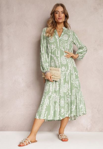 Jasnozielona Rozkloszowana Sukienka Midi z Falbanką na Dole i Trójkątnym Dekoltem Kiria. Zielone sukienki damskie Renee, z aplikacjami, boho, bez ramiączek. Za 119.99 zł.