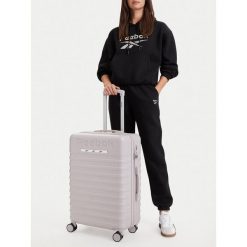 Walizka średnia Reebok. Fioletowe walizki Reebok, bez wzorów, średnie. Za 319.99 zł.