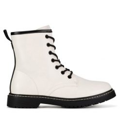 Trzewiki Jenny Fairy. Białe botki damskie Jenny Fairy, bez obcasa, na płaskiej podeszwie, bez zapięcia. Za 159.99 zł.