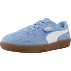 Tenisówki Puma Model Palermo Jr Kolor Niebieski. Niebieskie obuwie sportowe damskie Puma, ze skóry, bez zapięcia, tenisowe. W wyprzedaży za 229.00 zł.