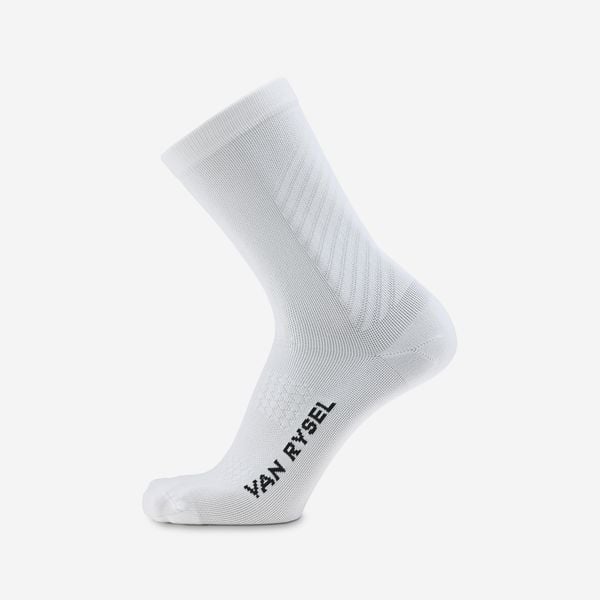 SKARPETKI ROWEROWE 900. Czarne skarpetki damskie VAN RYSEL, bez wzorów, z materiału. Za 34.99 zł.