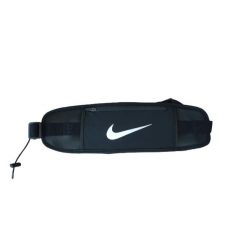 Nerka NIKE RACE DAY WAIST PACK. Czarne nerki i saszetki damskie Nike, bez wzorów. Za 189.99 zł.
