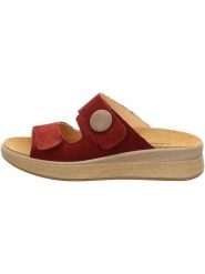 Think! Skórzane klapki w kolorze czerwonym rozmiar: 41. Czerwone klapki damskie Think!, bez wzorów, z otwartym noskiem, bez obcasa, bez zapięcia. Za 222.94 zł.