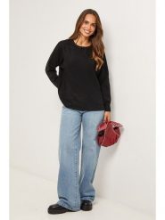 Soft Cashmere Sweter w kolorze czarnym rozmiar: 34/36. Czarne swetry klasyczne damskie Soft Cashmere, bez kołnierzyka. Za 152.99 zł.