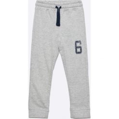 Blu Kids - Spodnie dziecięce 98-128 cm. Spodnie dresowe chłopięce marki 4F. W wyprzedaży za 24.90 zł.