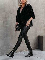 Milan Kiss Aksamitna koszula w kolorze czarnym rozmiar: M. Czarne koszule damskie Milan Kiss, m, bez wzorów, bez kołnierzyka, bez ramiączek. Za 130.99 zł.