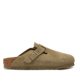 Klapki Birkenstock. Zielone klapki damskie Birkenstock, bez wzorów, bez obcasa, bez zapięcia. Za 679.99 zł.