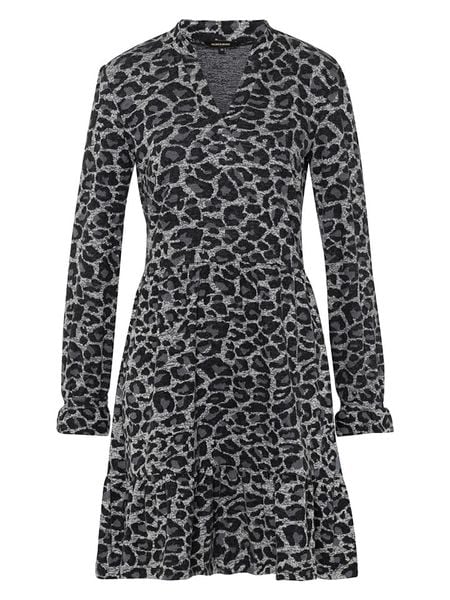 More & More Sukienka w kolorze szaro-fioletowym rozmiar: 40. Różowe sukienki damskie More & More, bez wzorów, bez ramiączek. Za 101.23 zł.