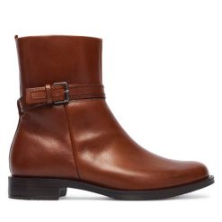 Botki ECCO. Brązowe botki damskie ECCO, bez obcasa, na płaskiej podeszwie, bez zapięcia. Za 799.99 zł.