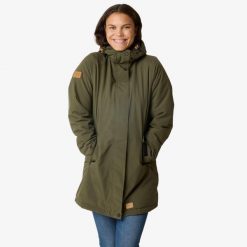Kurtka zimowa turystyka damska Swedemount Sarek Insulated Coat wodoodporna. Zielone kurtki damskie SWEDEMOUNT, na zimę, bez wzorów, z tkaniny, bez kaptura. W wyprzedaży za 372.00 zł.