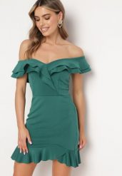 Zielona Kopertowa Sukienka z Falbankami i Dekoltem w Serek Dlina. Zielone sukienki damskie Born2be, z aplikacjami, eleganckie, bez ramiączek. Za 109.99 zł.