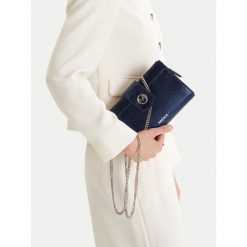 Torebka MEXX. Niebieskie torebki wieczorowe damskie Mexx, bez wzorów, bez dodatków. Za 169.99 zł.