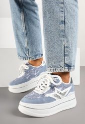 Niebieskie Sneakersy na Grubej Podeszwie z Gwiazdą i Brokatem Telesaris. Niebieskie obuwie sportowe damskie Born2be, z jeansu, bez zapięcia. Za 89.99 zł.