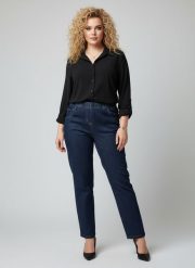 Eleganckie granatowe spodnie Jeangaliny02 o kroju regular PLUS SIZE XXL OVERSIZE JESIEŃ. Spodnie materiałowe damskie Moda Size Plus Iwanek, bez wzorów, z bawełny. Za 199.90 zł.