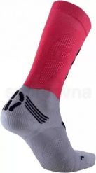 Skarpety UYN COMPRESSION FLY Coral/Black. Czarne skarpetki damskie Uyn, bez wzorów, z dzianiny. Za 99.99 zł.