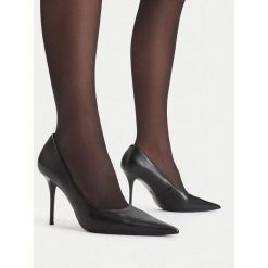Szpilki GINO ROSSI. Czarne szpilki damskie Gino Rossi, bez wzorów, bez obcasa, na szpilce, bez zapięcia. Za 349.99 zł.