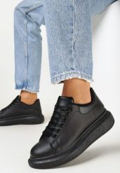 Czarne Sneakersy z Perforacją na Grubej Podeszwie Rilee. Czarne obuwie sportowe damskie Born2be, na jesień, ze skóry ekologicznej, przed kostkę, bez zapięcia. Za 64.99 zł.