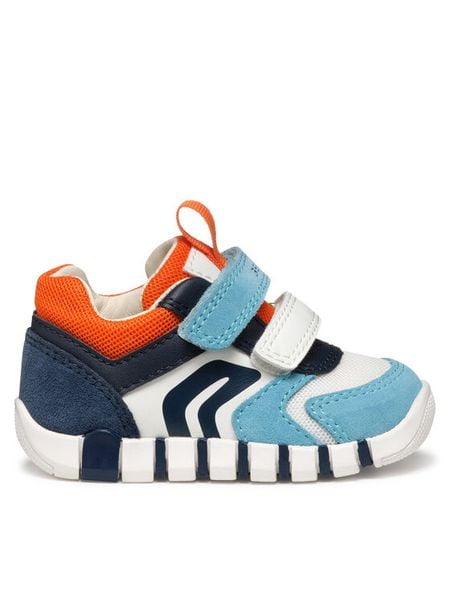 Geox Sneakersy B Iupidoo B3555D 02014 C4079 Niebieski. Niebieskie buty sportowe chłopięce Geox, z materiału, bez zapięcia. Za 139.99 zł.