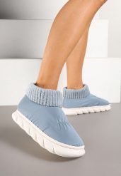 Jasnoniebieskie Kapcie Vices Pikowane na Piankowej Podeszwie Floraviel. Niebieskie kapcie damskie Born2be, z dzianiny. Za 29.99 zł.