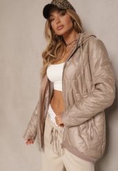 Ciemnobeżowa Pudełkowa Kurtka z Pikowanymi Przeszyciami i Kapturem Telaniela. Brązowe kurtki damskie Renee, l, bez wzorów, z jeansu. Za 149.99 zł.