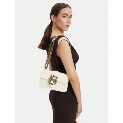 Torebka Just Cavalli. Białe torebki wieczorowe damskie Just Cavalli, bez wzorów, bez dodatków. Za 782.99 zł.