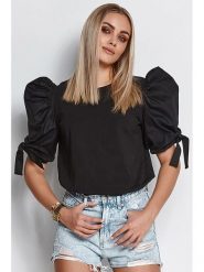 Makadamia Bluzka w kolorze czarnym rozmiar: 40/42. Czarne bluzki damskie Makadamia, bez wzorów, bez kołnierzyka, bez ramiączek. Za 75.34 zł.