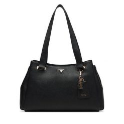 Torebka Guess. Czarne torebki klasyczne damskie Guess, bez dodatków. Za 719.99 zł.