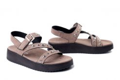 TAMARIS 1-28421-46 341 taupe, sandały damskie. Brązowe sandały damskie Tamaris, bez wzorów, z tkaniny, bez obcasa, bez zapięcia. Za 254.92 zł.