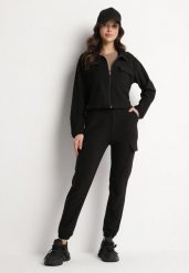 Czarny Komplet Dresowy Rozpinana Bluza z Klapami i Spodnie Typu Cargo Ezvisa. Czarne bluzy damskie Born2be, m, bez wzorów, z dresówki, bez kaptura. Za 84.99 zł.