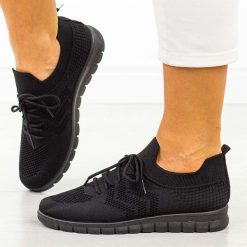 Czarne sportowe buty damskie Potocki 16329. Czarne obuwie sportowe casual damskie POTOCKI, z dresówki, do biegania. Za 89.00 zł.