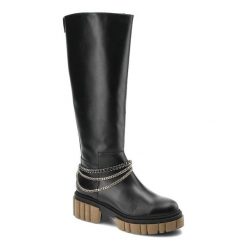 Czarne Kozaki Karino Damskie Skórzane Buty Zimowe. Czarne kozaki damskie Karino, na zimę, ze skóry, bez obcasa, na płaskiej podeszwie, bez zapięcia. Za 459.00 zł.